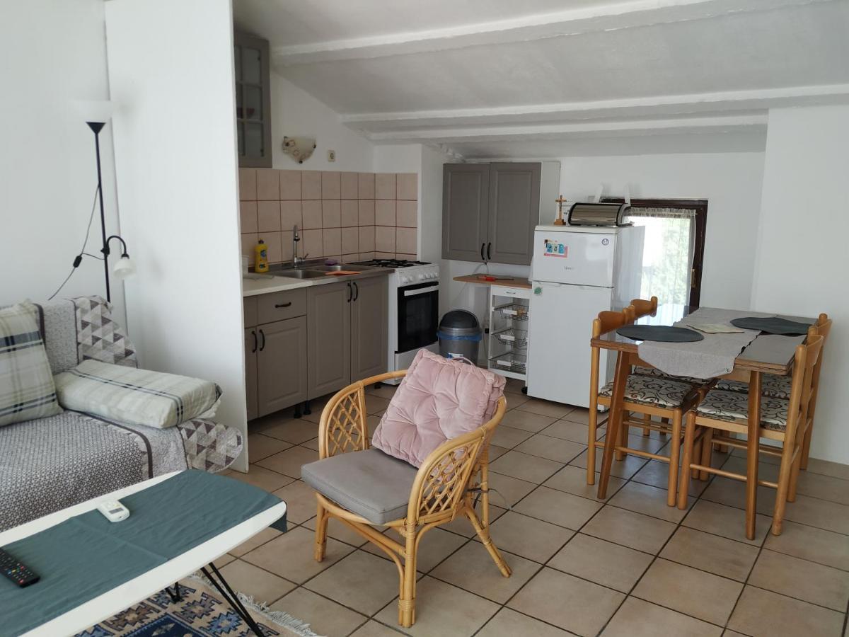 Apartmani Zlatko بولا المظهر الخارجي الصورة