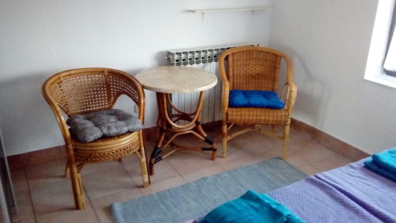 Apartmani Zlatko بولا المظهر الخارجي الصورة